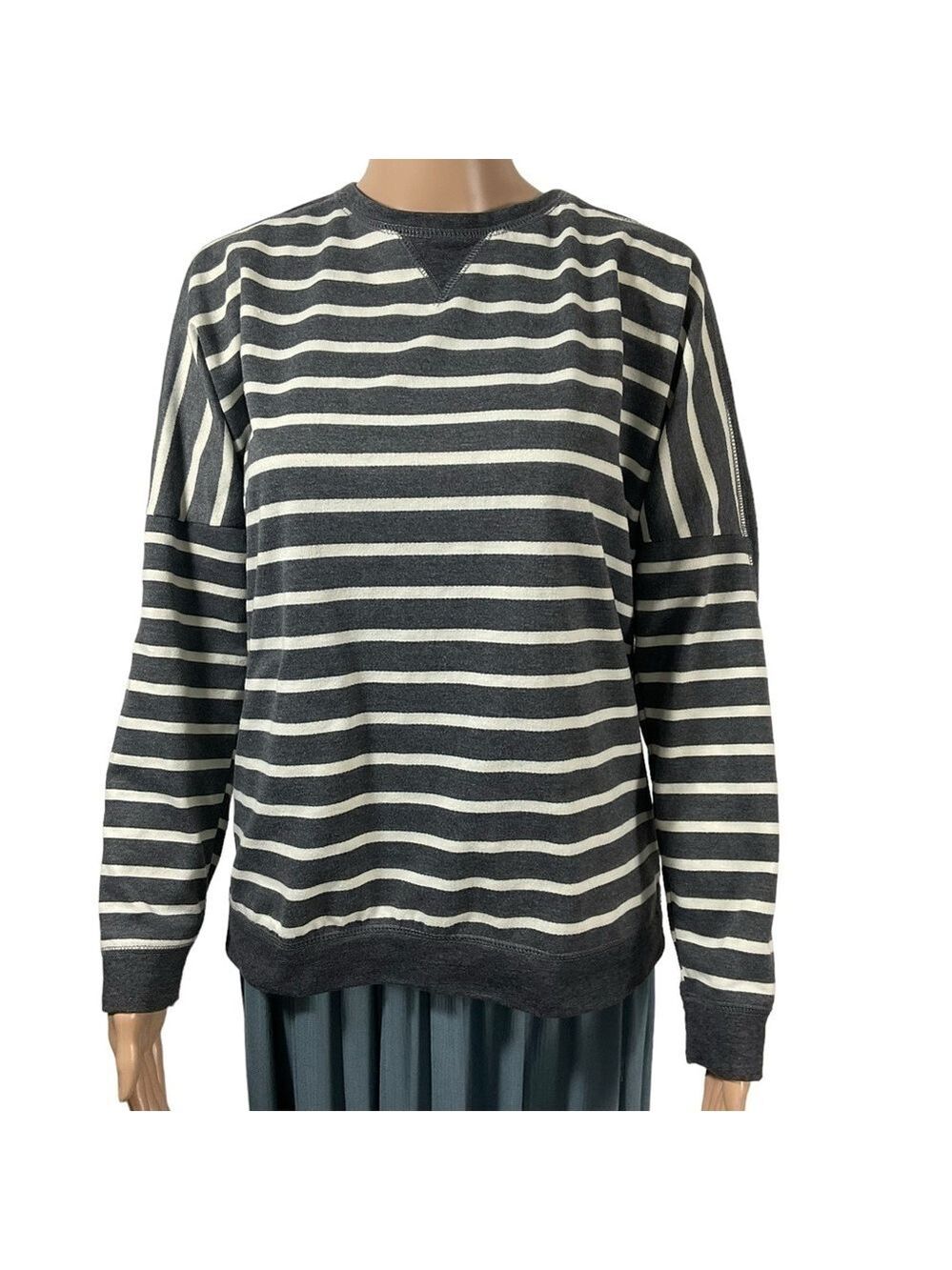 Ya Los Angeles pullover striped rayon blend sweater shirt medium gray & white